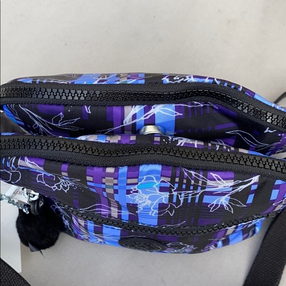 KipLing Crossbody - Picture 6 of 7